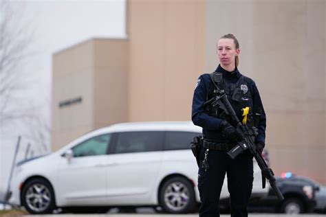 6th grader killed, 5 others hurt in shooting at Perry High School in Iowa: authorities